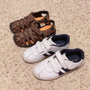CIRCO Boys Easy Velcro Style Shoes SZ 12 and SZ 1